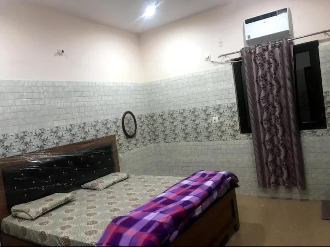 Hotel Shri Jagannath Dham Vrindāvan Exterior foto